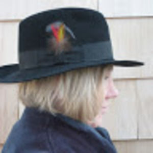 Meet your Posher, Lorraine